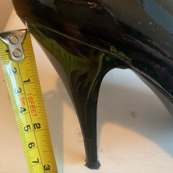 Black pumps size 6.5 - Picture 3 of 4